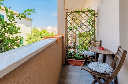 Kastel Gomilica Apartment | Apartment Karlo