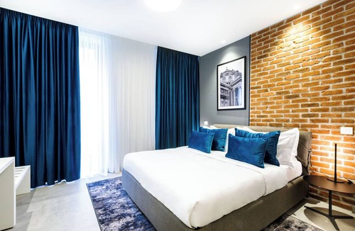 Bucharest City-Centre Hotel | OLD TOWN SNAIL Design Apartments