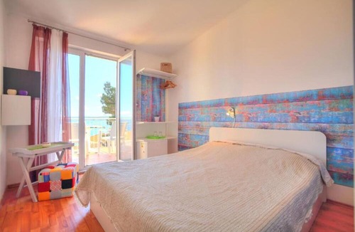 Zavala House | Room-plava Laguna Bed and Breakfast