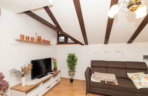 Donja Stubica House | San Vinogradara - One Bedroom Holiday Home With Hot Tube