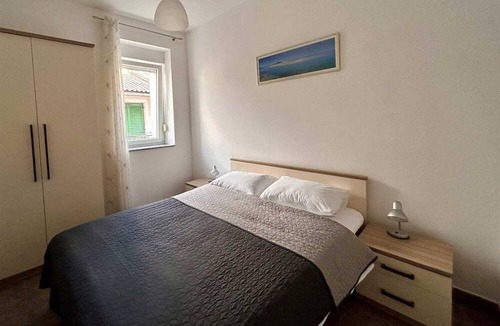 Gospic Apartment | Cosy 2-room apartment just steps away from the beach, shops and restaurants
