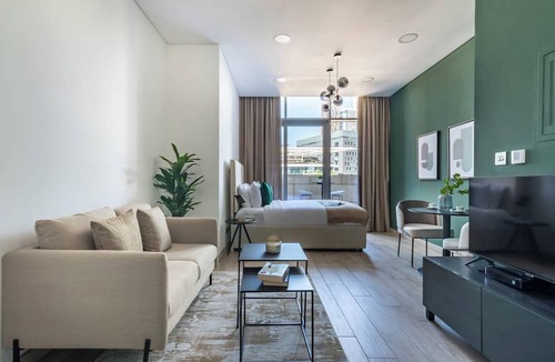 Bur Dubai Apartment | Burj Daman