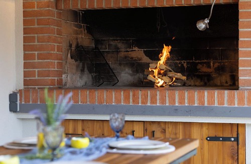 Trilj Villa | The Oasis Trilj – Private Villa with Heated Pool & Garden