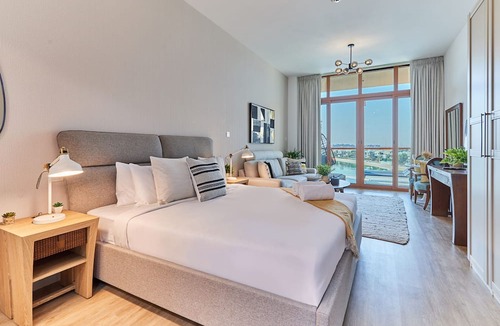 Palm Jumeirah Apartment | bnbme | Palm Views West | STUDIO