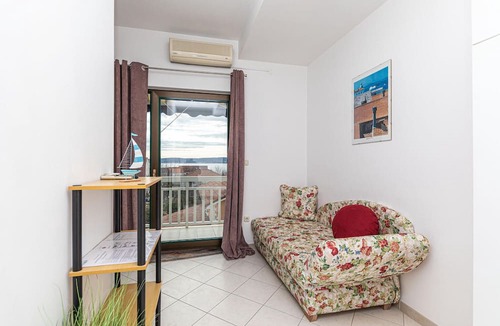 Kastel Stafilic Apartment | Beautiful apartment in Kastel Stafilic with WiFi