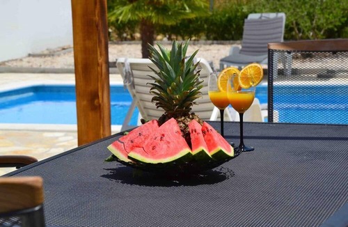 Lovinac Villa | Elo Holiday Home