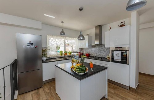 Rudine Villa | Villa Stone Queen