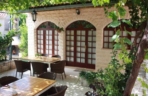 Bol Apartment | Apartments Paloc
