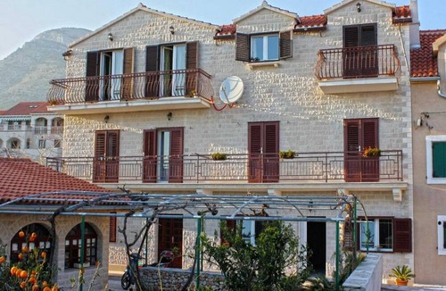 Bol Apartment | Apartments Paloc