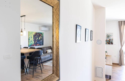 Seget Donji Apartment | Awesome apartment in Seget Donji