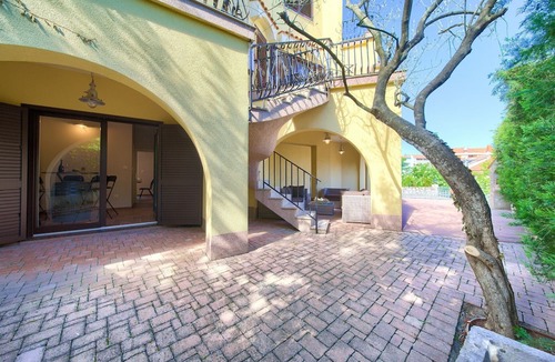 Porat Villa | Sea side Villa with swimming pool