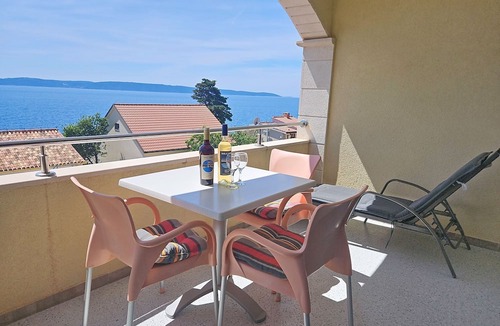 Okrug Gornji Apartment | Villa Andjelka by Interhome
