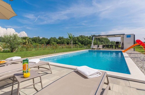 Buzinija Villa | Stunning private villa with WIFI, A/C, private pool, hot tub, TV, patio, panoramic view, parking