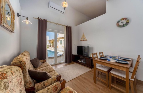 Smrika Apartment | Gorgeous apartment in Smrika with WiFi