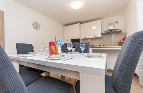 Zemunik Donji Apartment | Apartment Cherry Garden (71551-A1) - Zemunik Donji