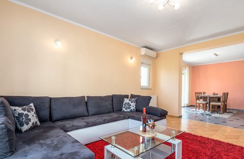 Bezjaki Apartment | Rona apartment Smokva 1