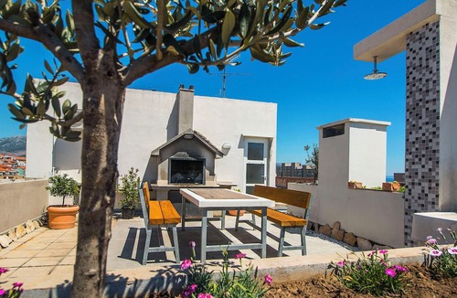Split Apartment | Split apartment Toni
