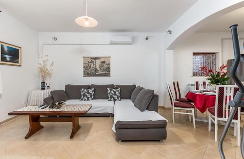 Zurkovo Apartment | 2 bedroom cozy apartment in Kostrena