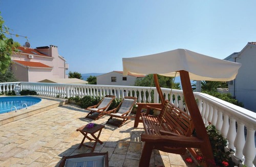 Okrug Gornji Apartment | Lovely apartment in Okrug Gornji