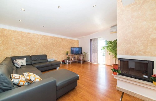 Seget Vranjica Apartment | 2 bedroom stunning apartment in Seget Vranjica