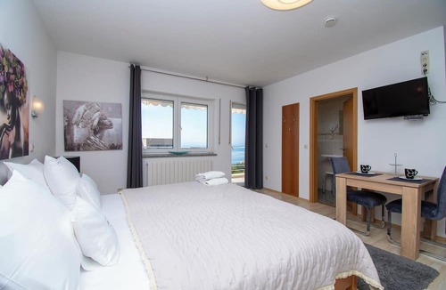 Podstrana Apartment | Apartment and Rooms Ana (32801-A2) - Podstrana