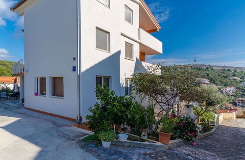 Businci Apartment | Apartments Vlado (46661-A1) - Okrug Gornji (Ciovo)