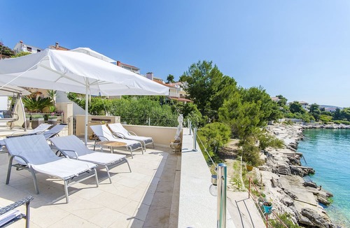 Okrug Gornji Apartment | Apartments Nives (45781-A3) - Okrug Gornji (Ciovo)