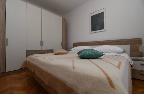 Arbanija Apartment | Apartments Vanja (55081-A2) - Arbanija (Ciovo)