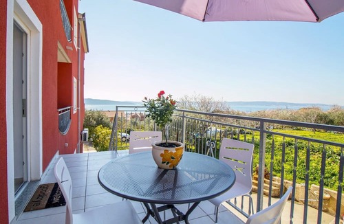 Kastel Gomilica Apartment | Apartments Dujo, (15846), Kaštel Gomilica, hr