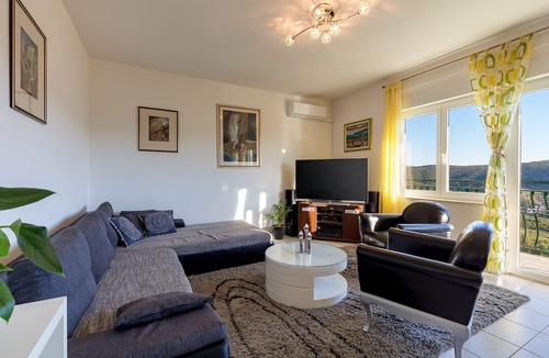 Split Apartment | Beautiful apartment Stela with private heated pool and whirlpool