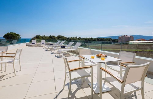 Seget Vranjica Apartment | Luxury Apartment Nautica with Pool I