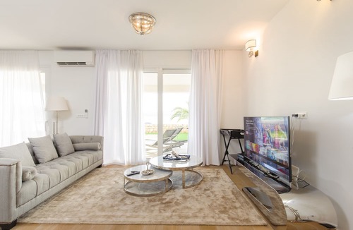 Trogir Apartment | Livingstone Beach House