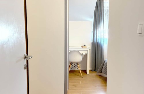 Split Apartment | Marjan Hill Apartment - close to center & own garage