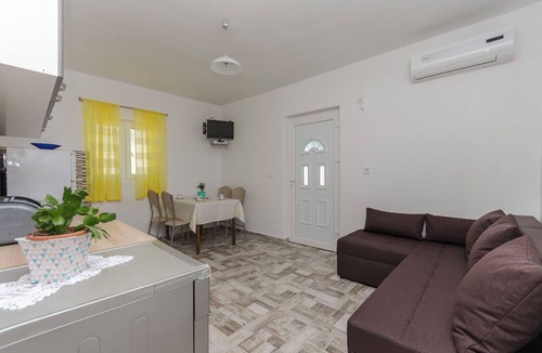Tribunj Apartment | Apartments Mila II