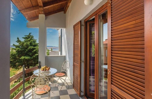 Cesarica Apartment | Apartments Ivni