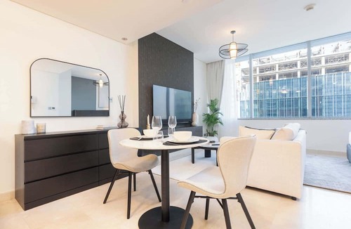 Bur Dubai Apartment | StayShort - Extravagant Studio in DIFC with Skyline Views!