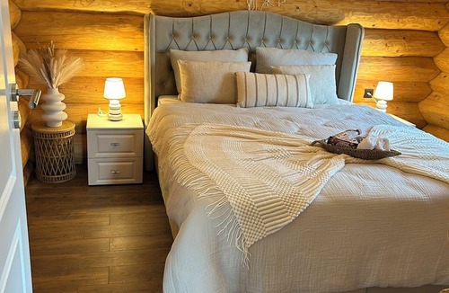 Vulcan Ski Chalet | Sub Stele Chalets