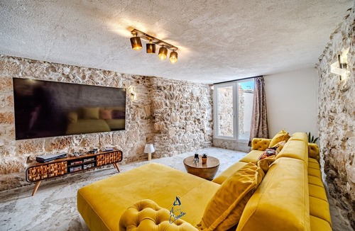 Milna (Brac) Villa | Luxury 3BR Villa with Seaview ąnd Jacuzzi