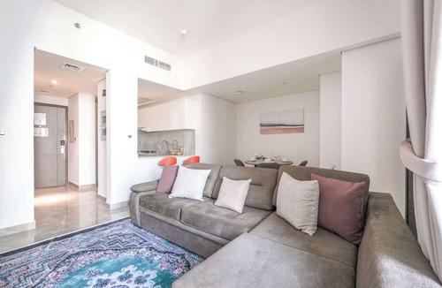 Dubai Apartment | StayShort - Dubai South 1BR sleeps 4