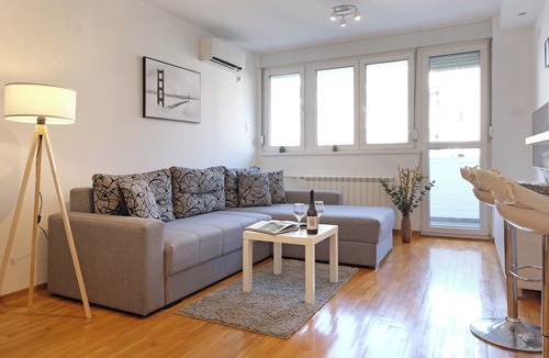 Slavija Apartment | Belgrade Central Residence