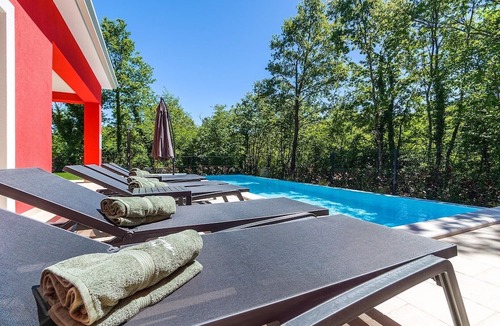 Laginji Villa | Villa Matilda – Private Pool, Complete Privacy and Peace in Nature
