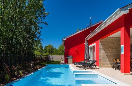 Laginji Villa | Villa Matilda – Private Pool, Complete Privacy and Peace in Nature