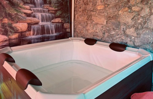 Ogulin Apartment | Awesome apartment in Hreljin Ogulinski with sauna