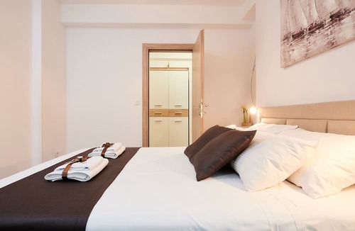 Seget Donji Apartment | Apartment Boris (ST) - Two Bedroom Apartment with Terrace and Jacuzzi
