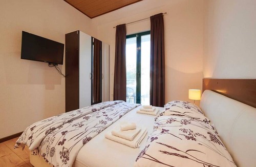 Kastel Stafilic Apartment | Apartment Vujina with terrace