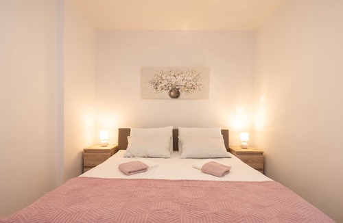 Icici Apartment | Apartment Hela by Interhome