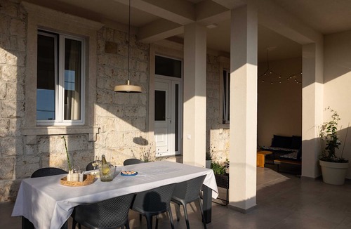Gruz Apartment | Apartments Amare