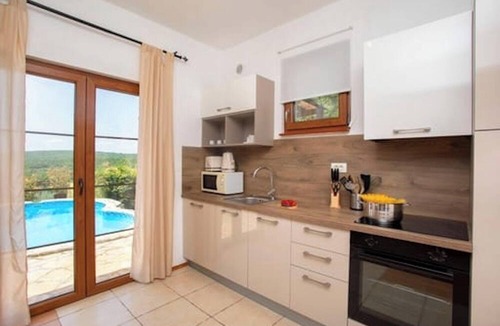 Ripenda Verbanci Villa | Homerez - Charming villa with private pool near the sea and garden
