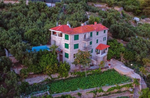 Makarska Villa | Villa Sara with pool, whirlpool and sea view