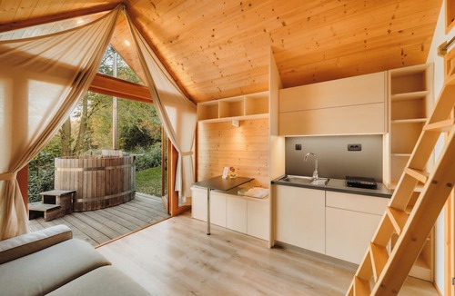 Trzic Cabin | Glamping Mountain Fairy Tale